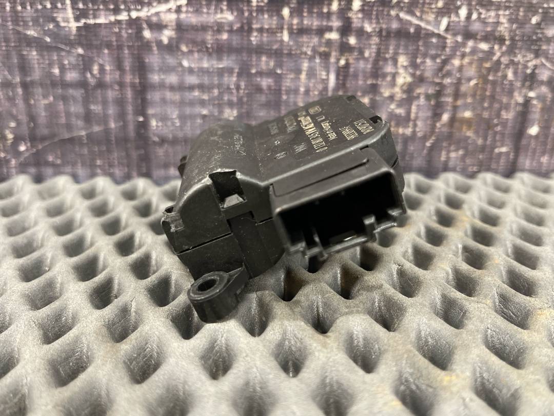 Мотор заслонки печки, 1470 рублей, Красноярск