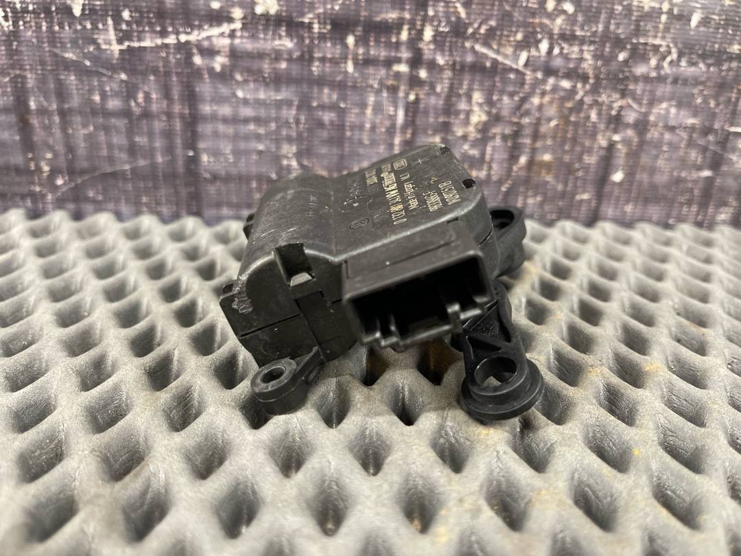 Мотор заслонки печки, 1470 рублей, Красноярск