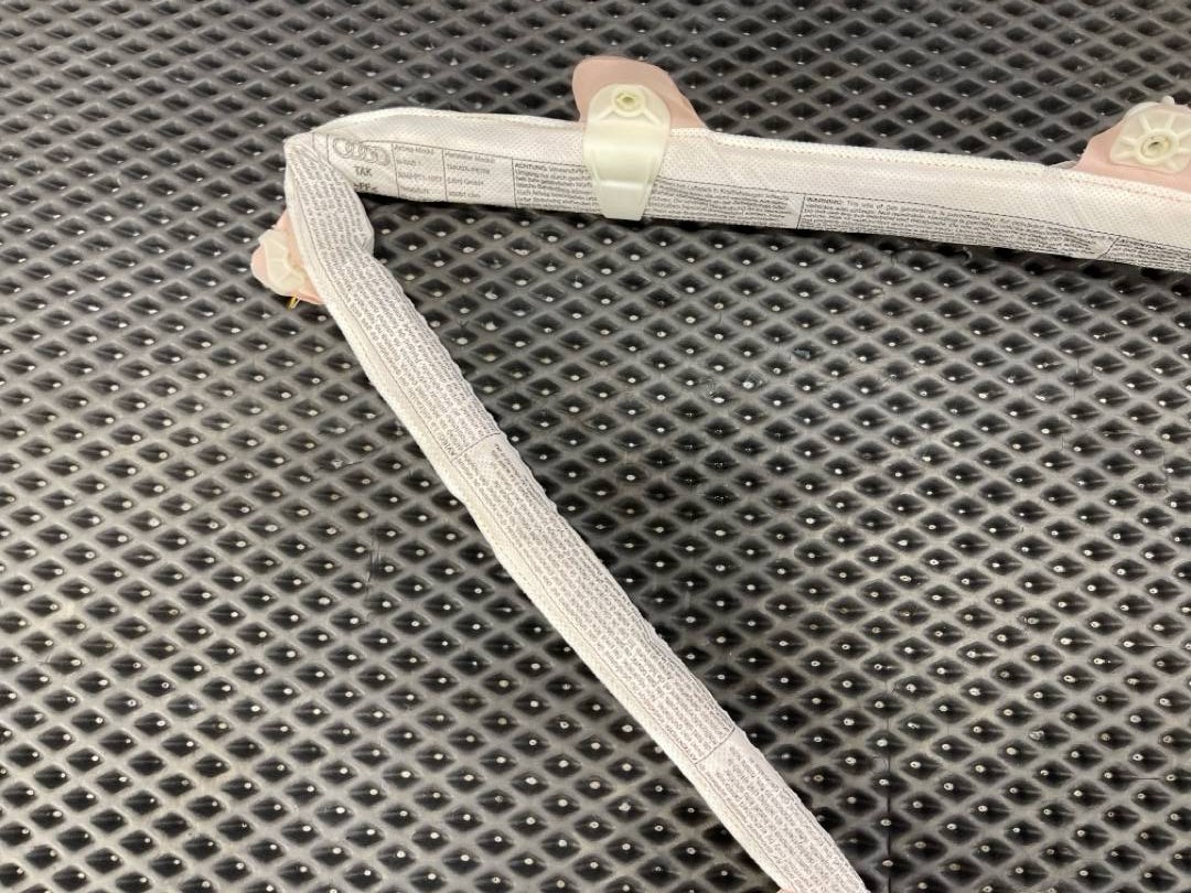 Подушка безопасности, 1060 рублей, Красноярск