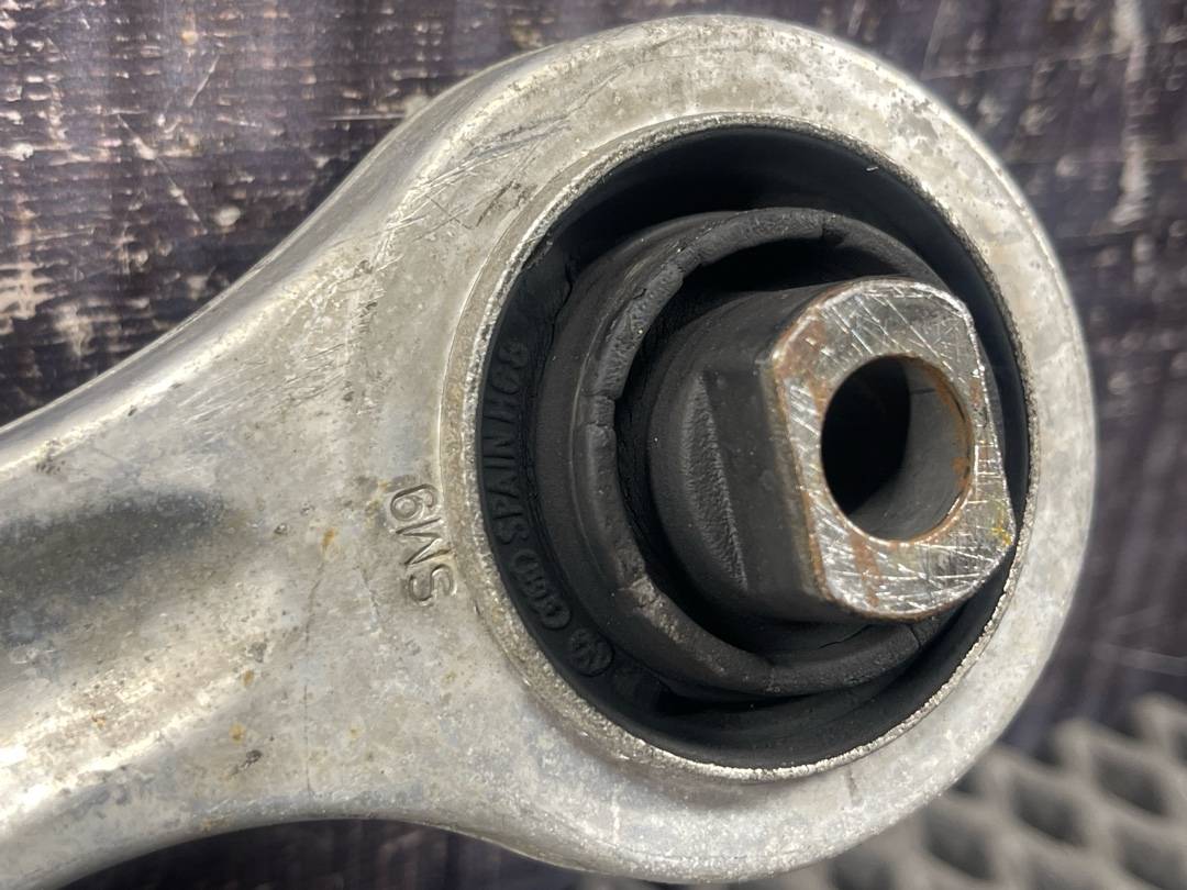 Рычаг подвески, 4030 рублей, Красноярск