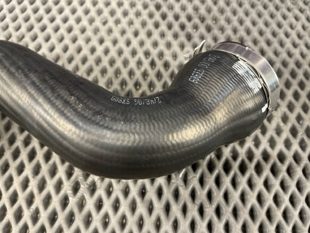 Патрубок интеркуллера, 1730 рублей, Красноярск