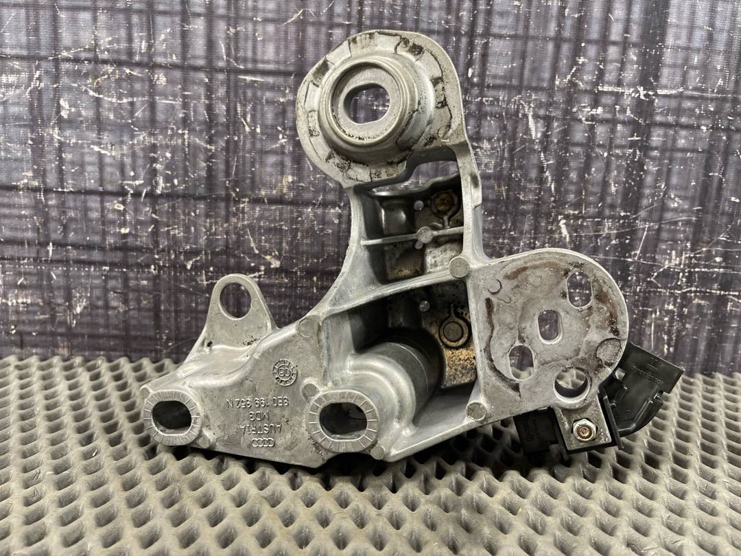 Кронштейн двигателя, 1110 рублей, Красноярск