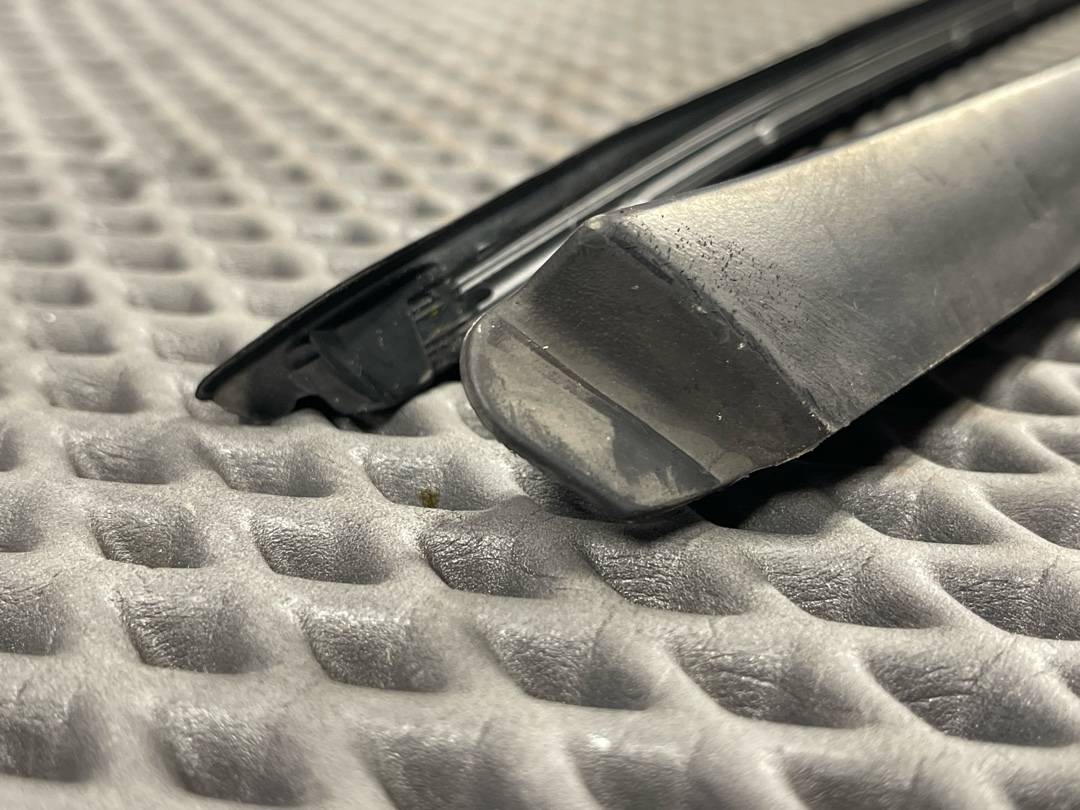 Молдинг лобового стекла, 1680 рублей, Красноярск