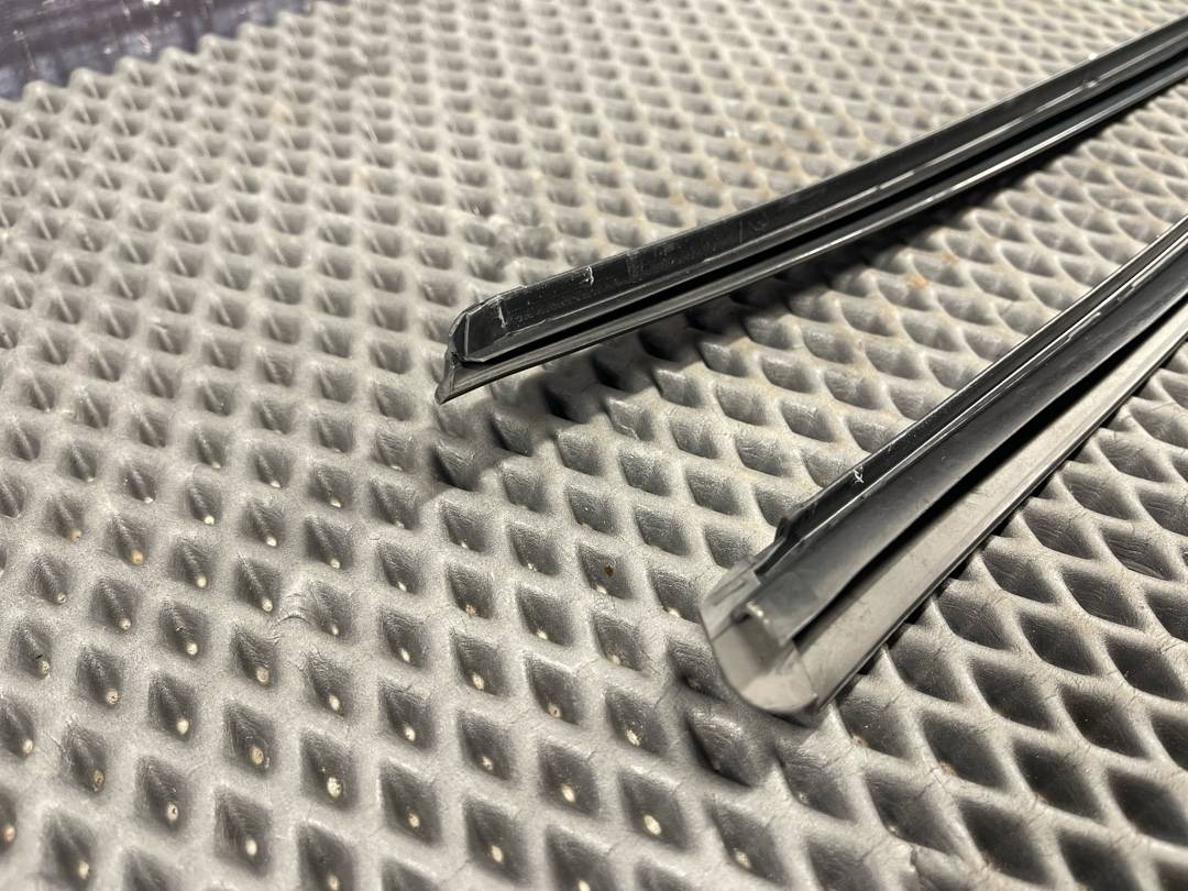 Молдинг лобового стекла, 1680 рублей, Красноярск