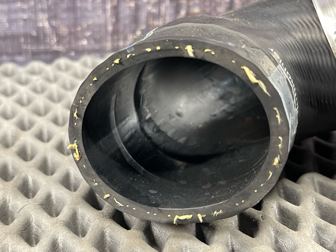 Патрубок интеркуллера, 680 рублей, Красноярск