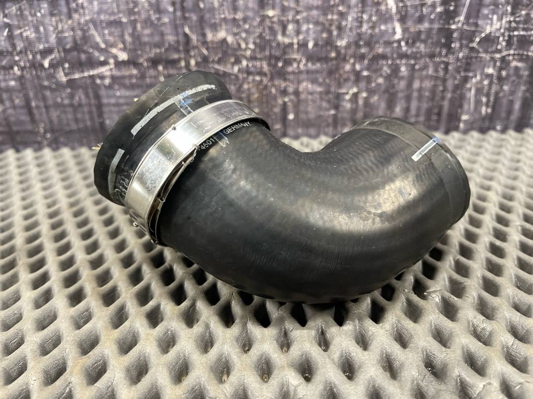 Патрубок интеркуллера, 680 рублей, Красноярск