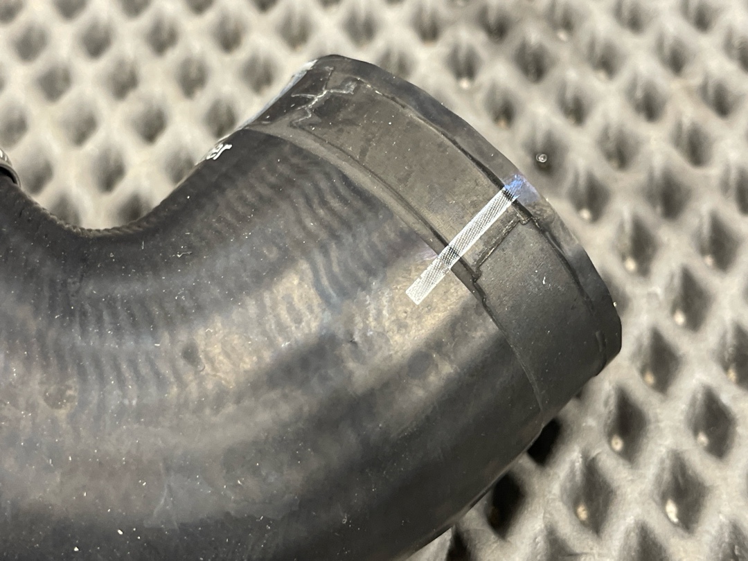 Патрубок интеркуллера, 680 рублей, Красноярск