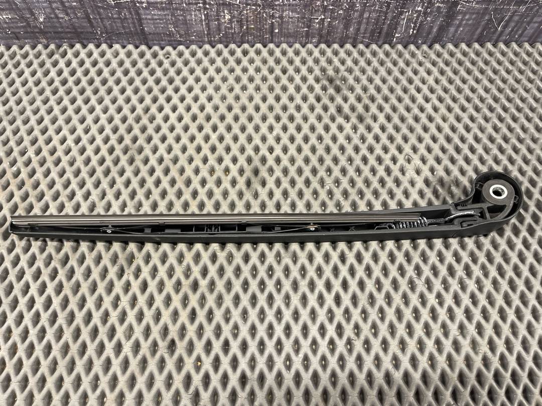 Дворник, 1710 рублей, Красноярск