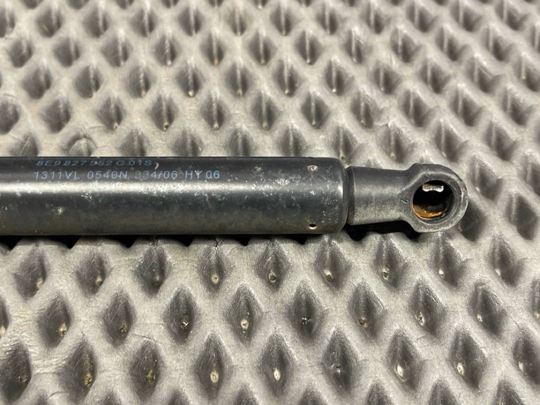 Амортизатор багажника, 650 рублей, Красноярск