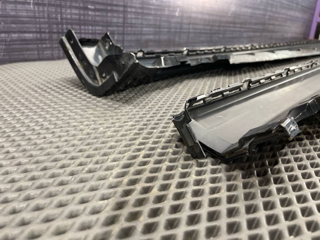 Комплект накладок на порог, 3010 рублей, Красноярск