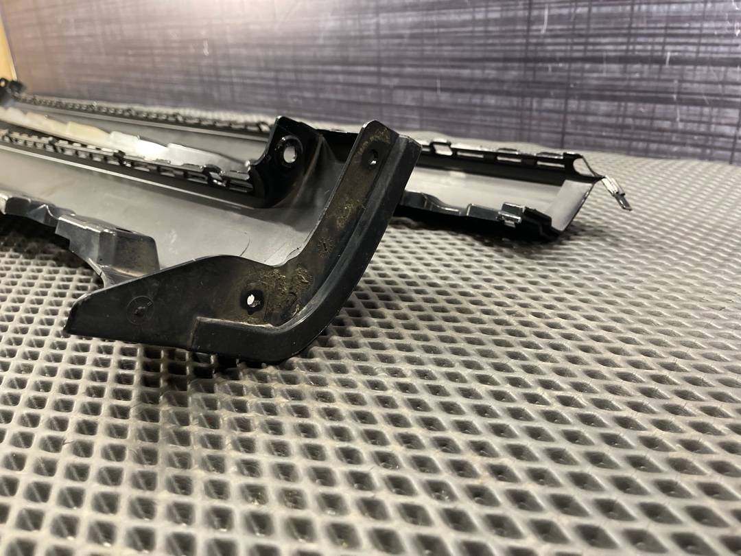 Комплект накладок на порог, 3010 рублей, Красноярск