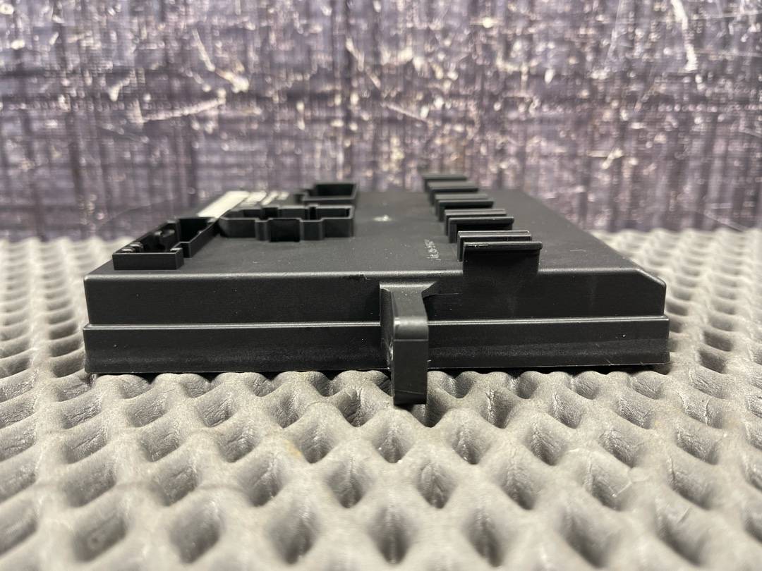 Блок управления бортовой сети, 2730 рублей, Красноярск