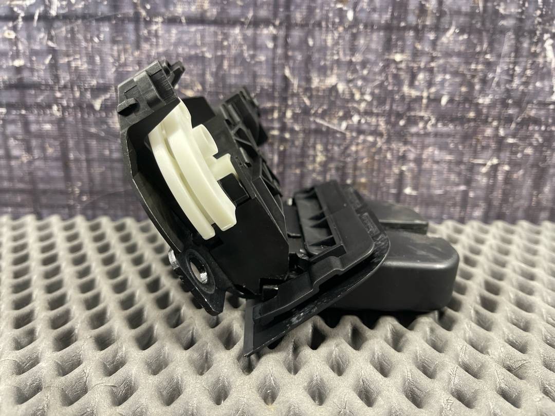 Замок крышки багажника, 3680 рублей, Красноярск