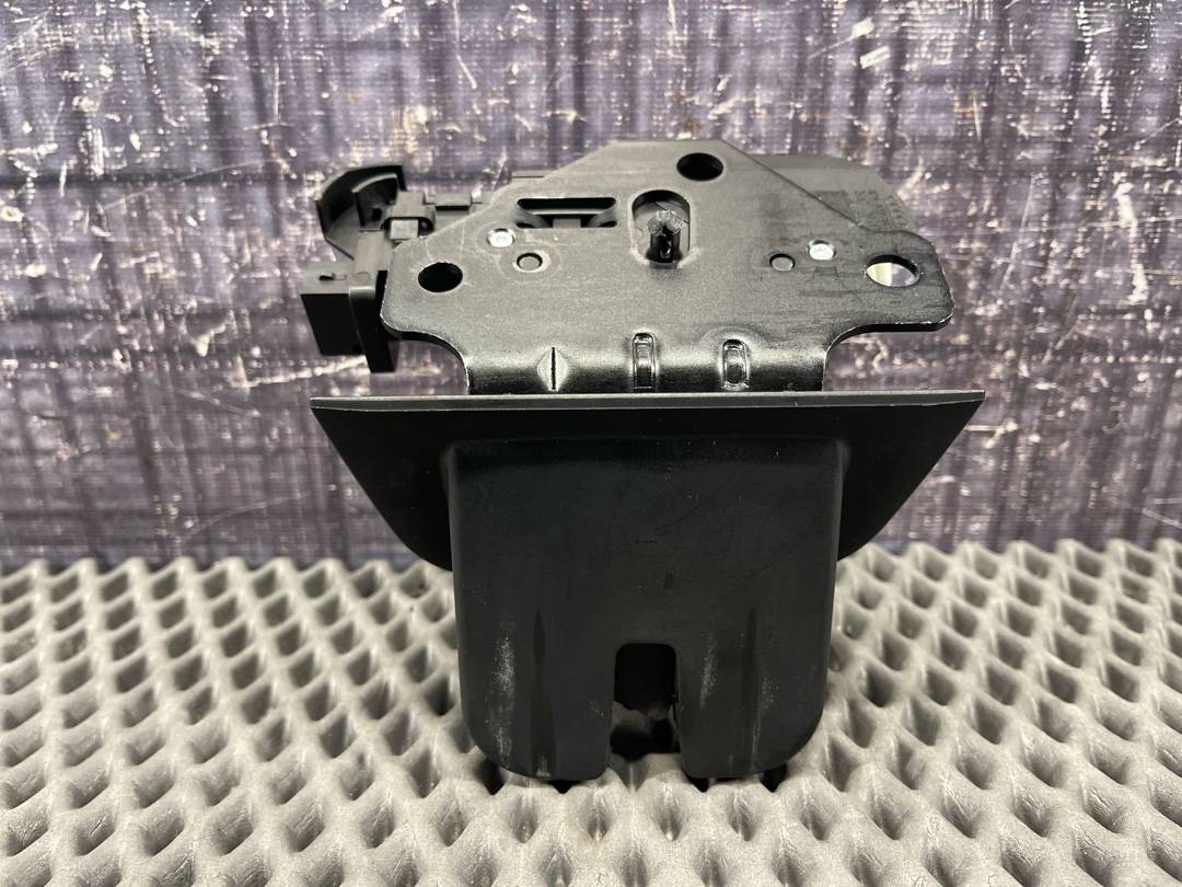 Замок крышки багажника, 3680 рублей, Красноярск