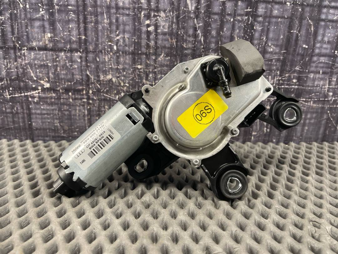 Мотор стеклоочистителя, 4210 рублей, Красноярск