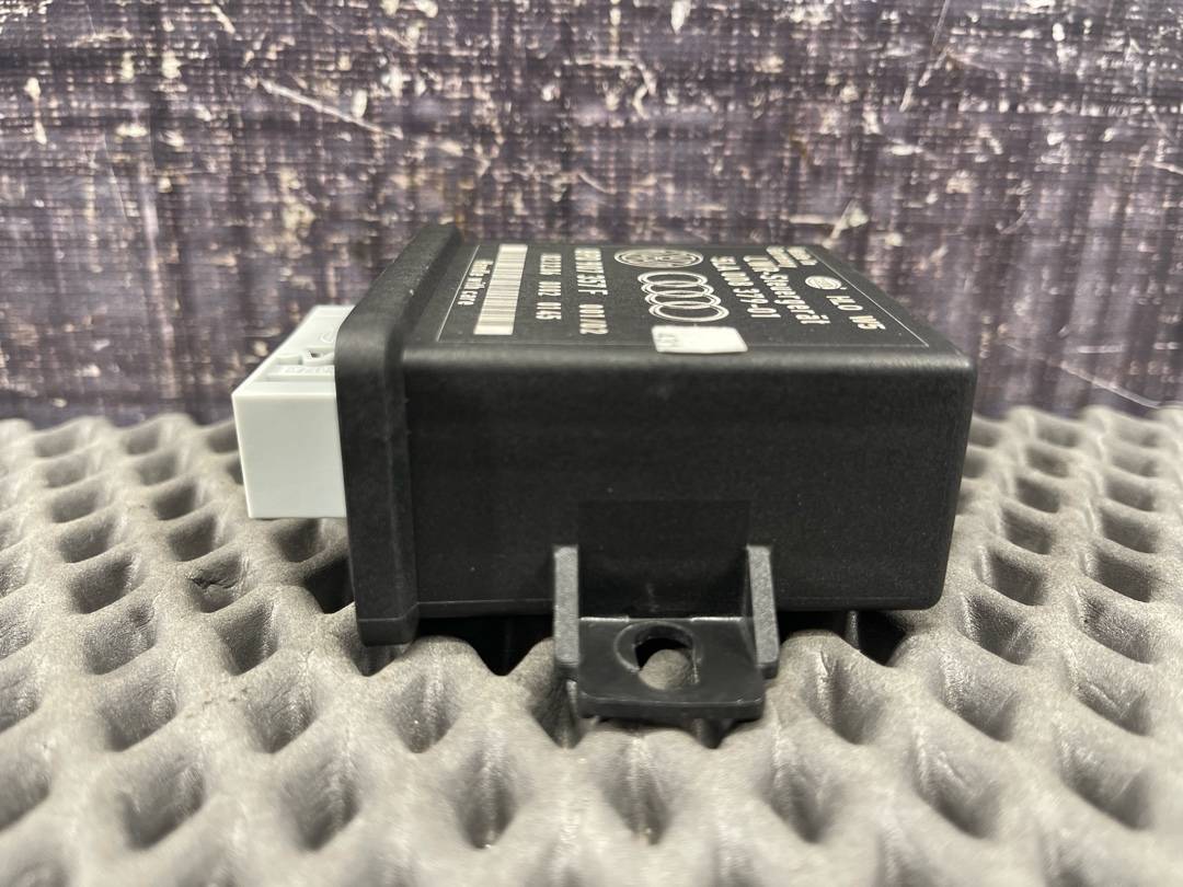 Блок управления корректором фар, 1320 рублей, Красноярск