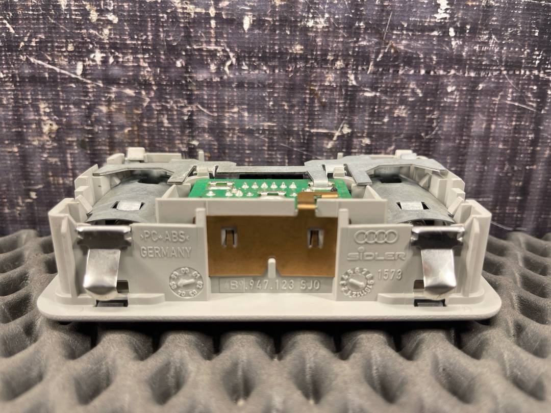 Плафон салона, 510 рублей, Красноярск