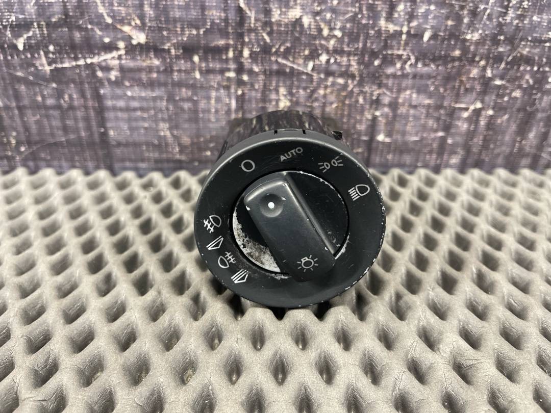 Переключатель света, 1840 рублей, Красноярск