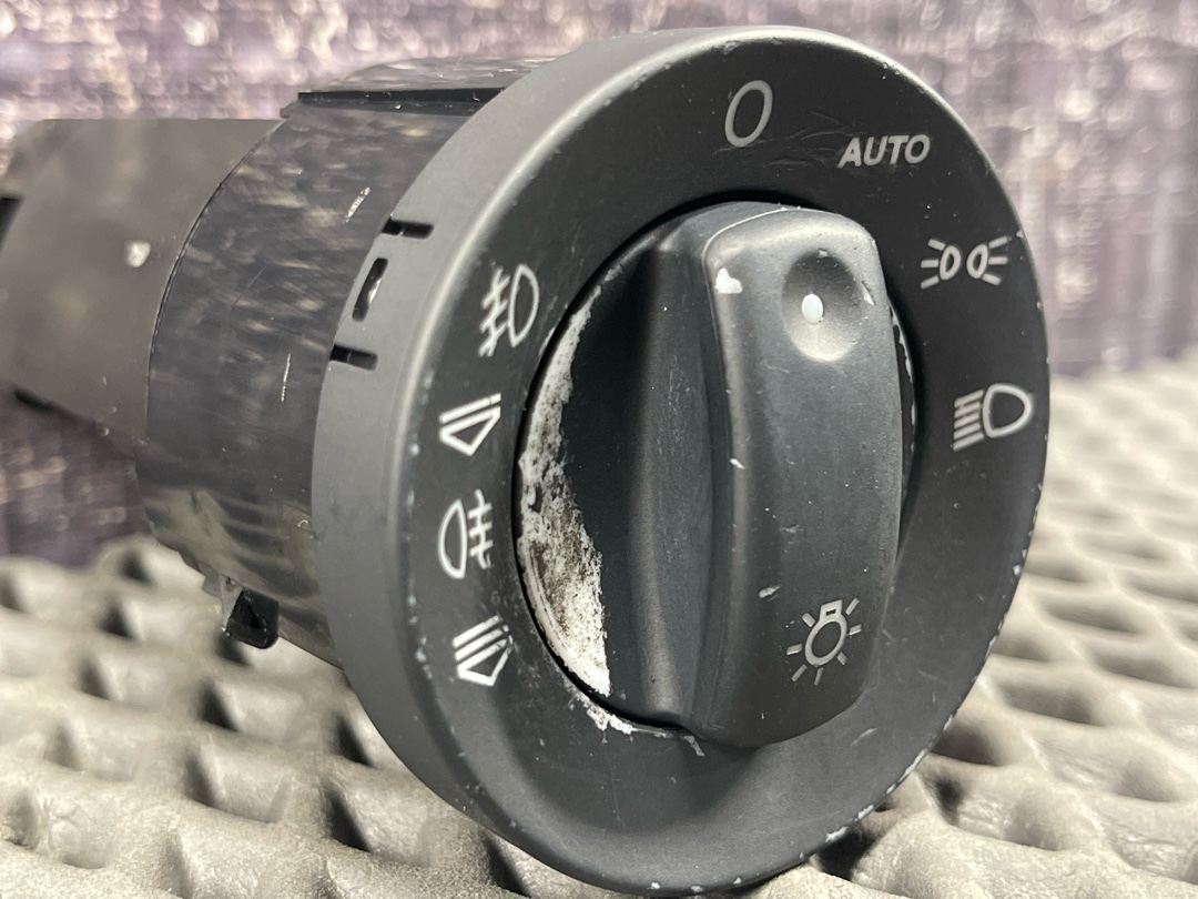 Переключатель света, 1840 рублей, Красноярск