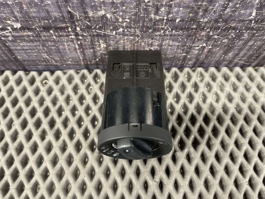 Переключатель света, 1840 рублей, Красноярск