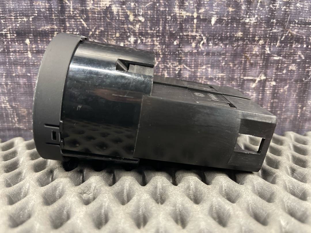 Переключатель света, 1840 рублей, Красноярск