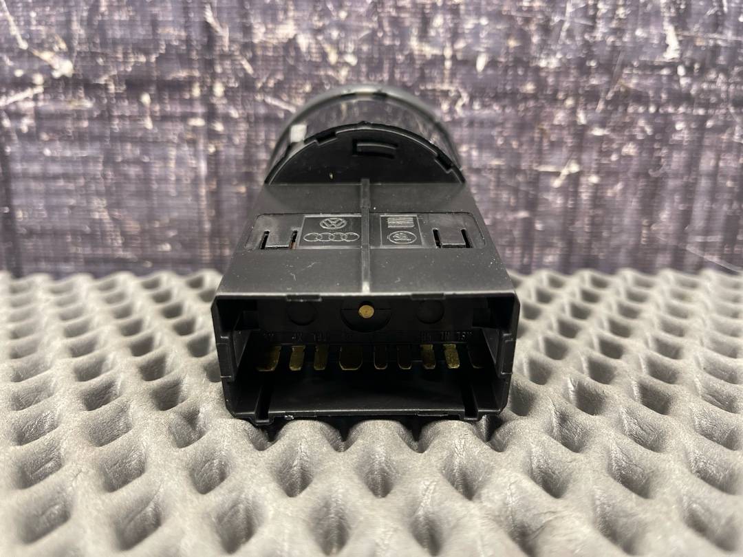 Переключатель света, 1840 рублей, Красноярск