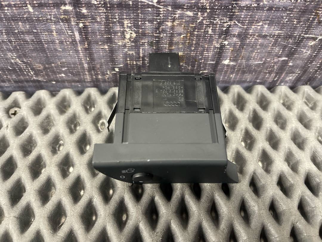 Кнопка салона, 360 рублей, Красноярск