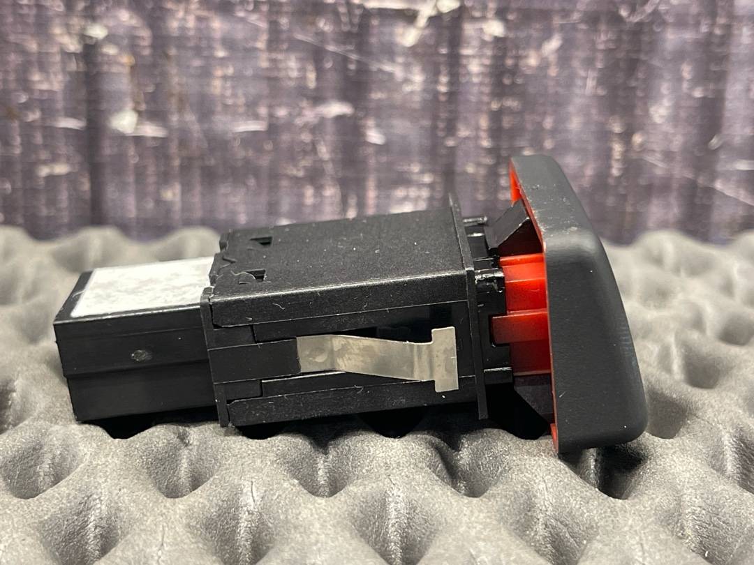 Кнопка аварийной остановки, 1030 рублей, Красноярск