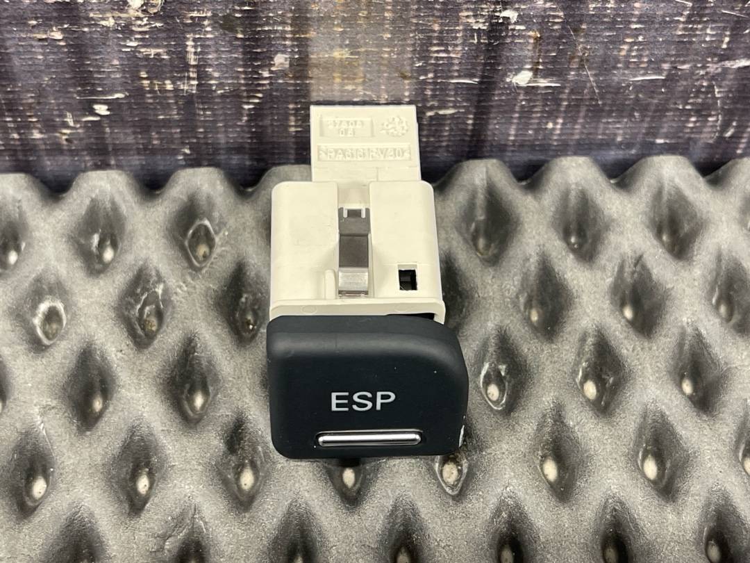 Кнопка ESP, 480 рублей, Красноярск