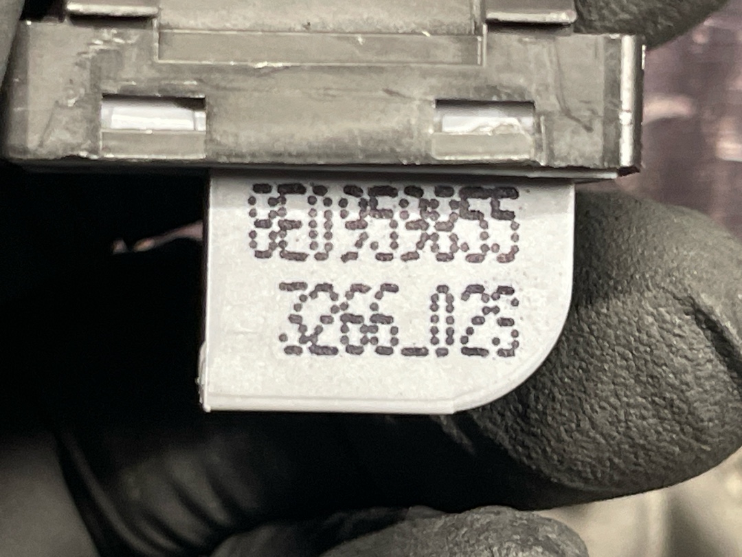 Кнопка стеклоподъемника, 570 рублей, Красноярск