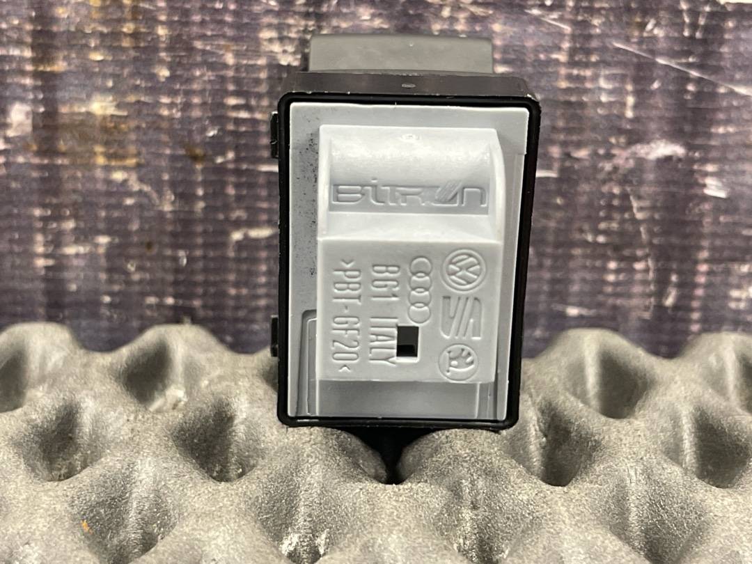 Кнопка стеклоподъемника, 570 рублей, Красноярск