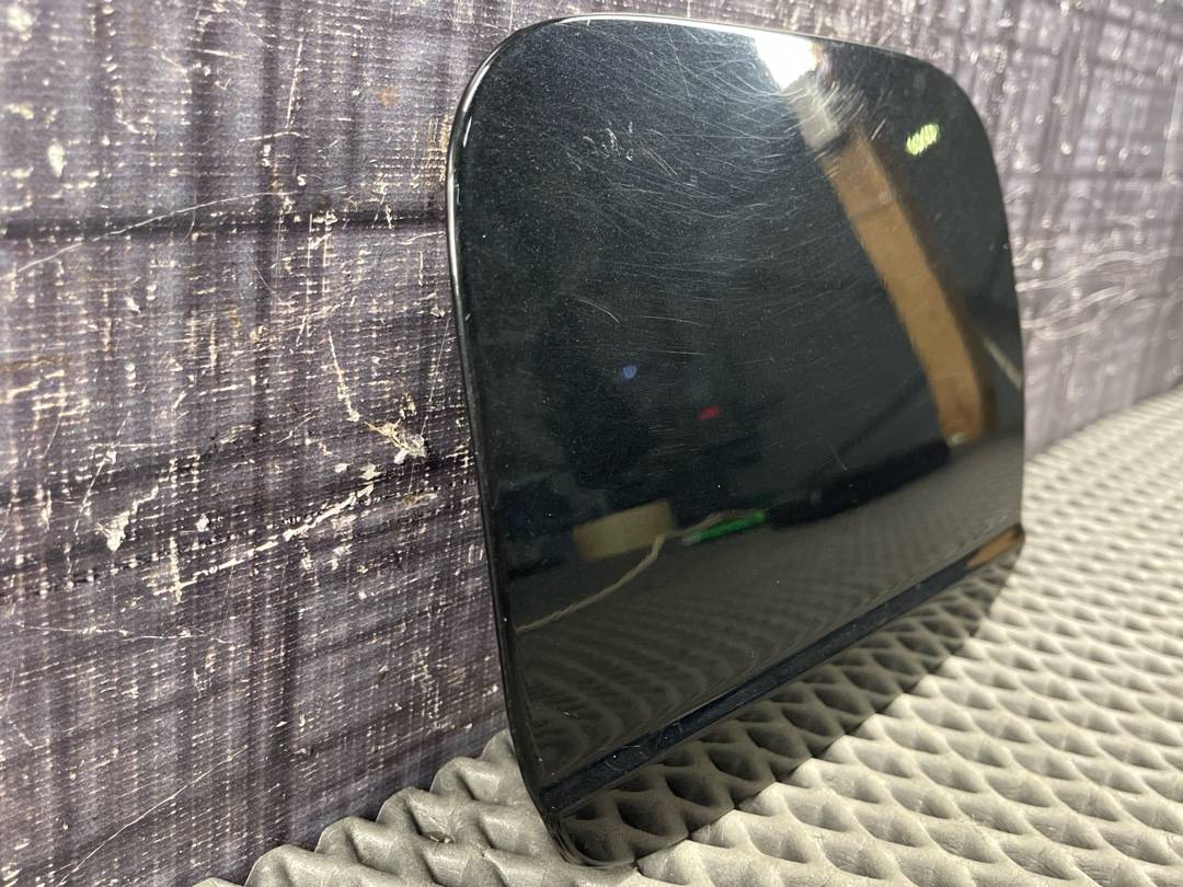 Лючок бензобака, 990 рублей, Красноярск