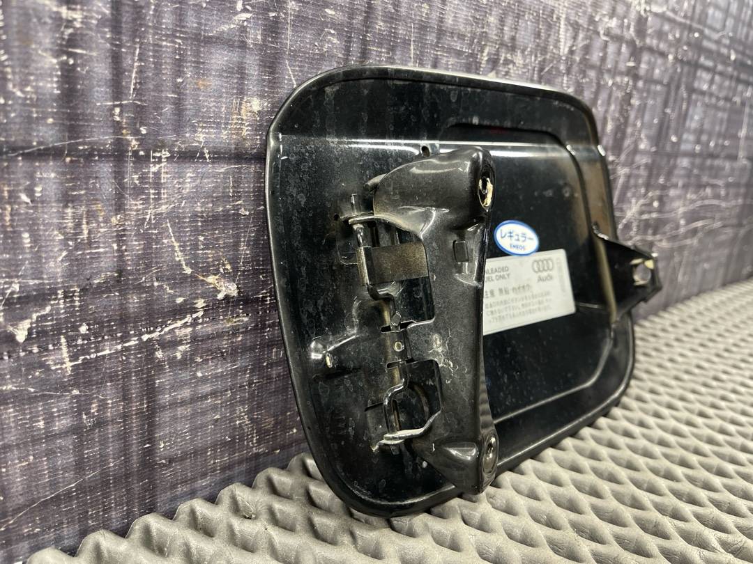 Лючок бензобака, 990 рублей, Красноярск