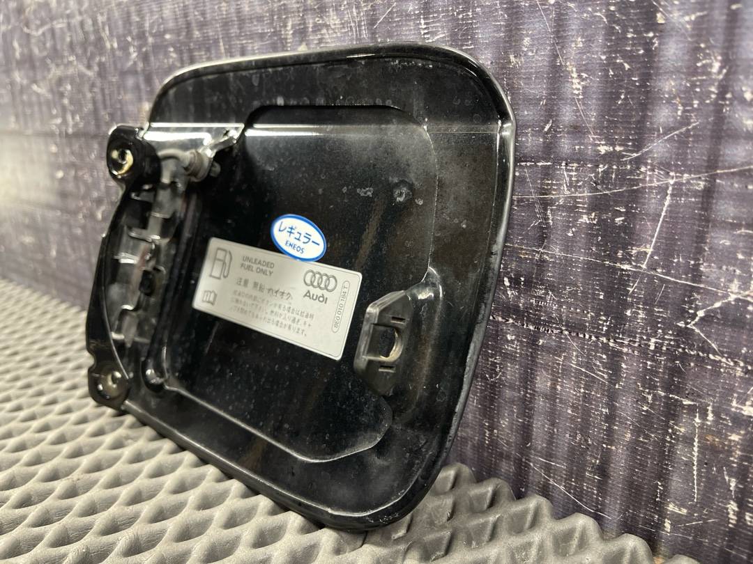 Лючок бензобака, 990 рублей, Красноярск