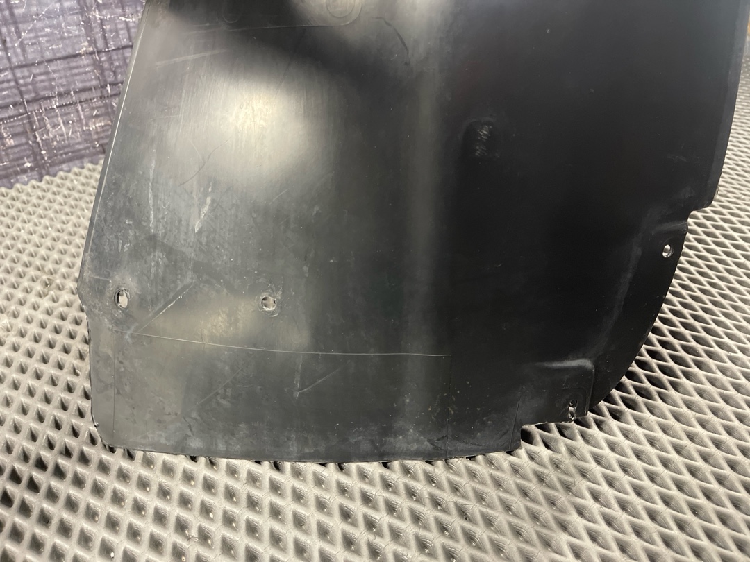 Подкрылок, 3660 рублей, Красноярск