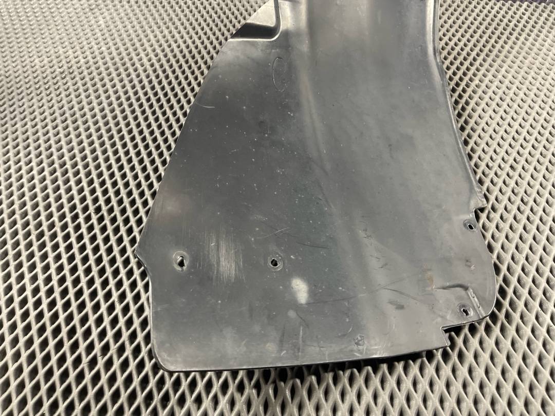 Подкрылок, 3660 рублей, Красноярск