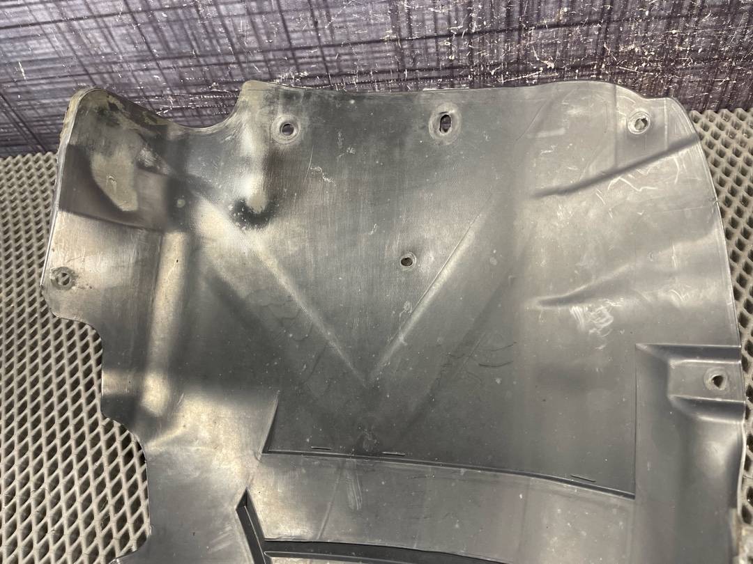 Подкрылок, 3660 рублей, Красноярск