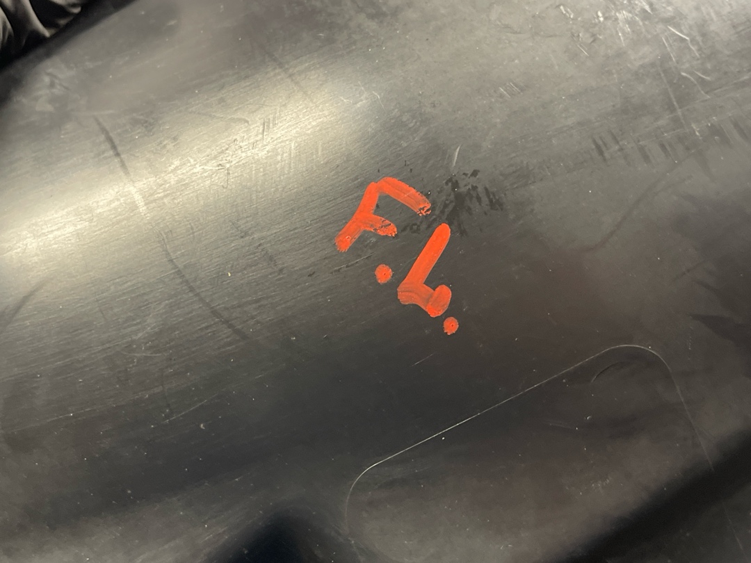 Подкрылок, 3660 рублей, Красноярск