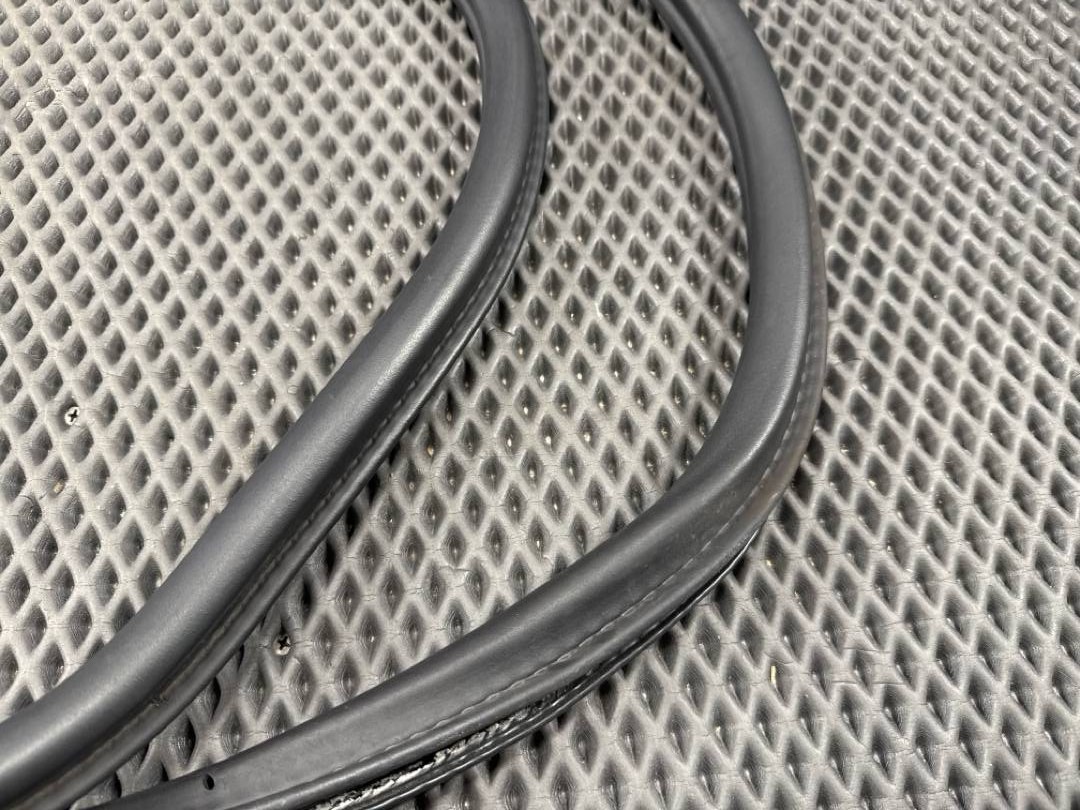 Уплотнитель крышки багажника, 1860 рублей, Красноярск