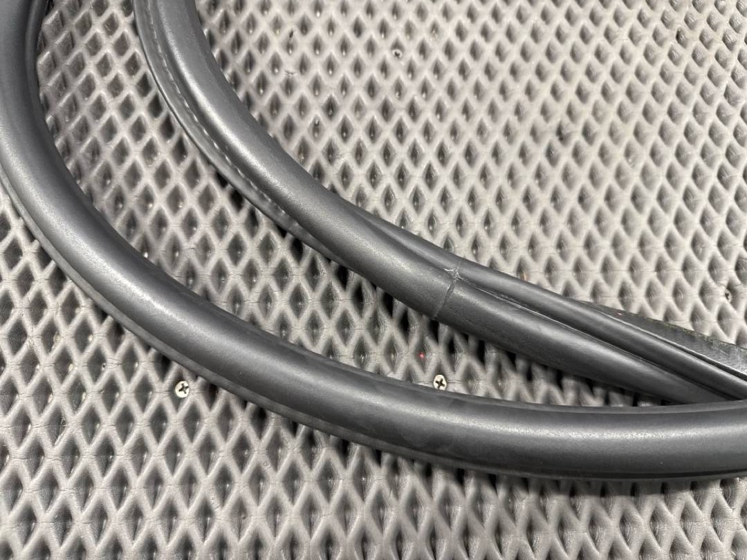 Уплотнитель крышки багажника, 1860 рублей, Красноярск