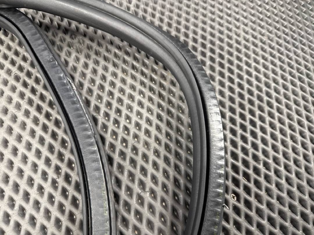 Уплотнитель крышки багажника, 1860 рублей, Красноярск