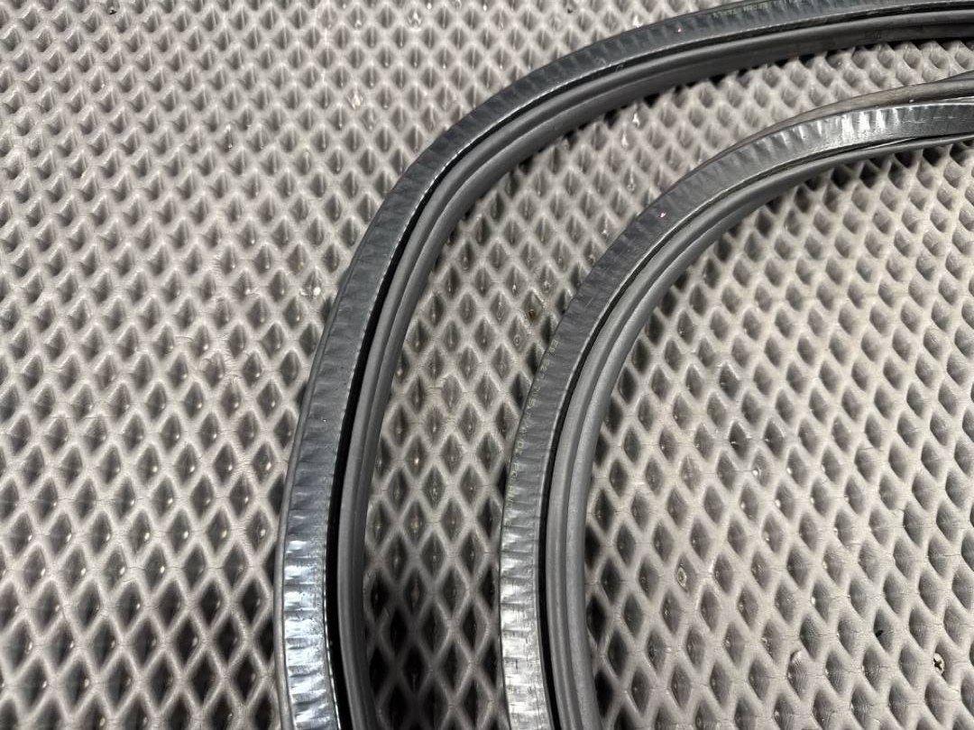 Уплотнитель крышки багажника, 1860 рублей, Красноярск