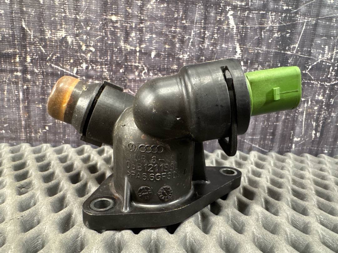 Фланец системы охлаждения, 1430 рублей, Красноярск