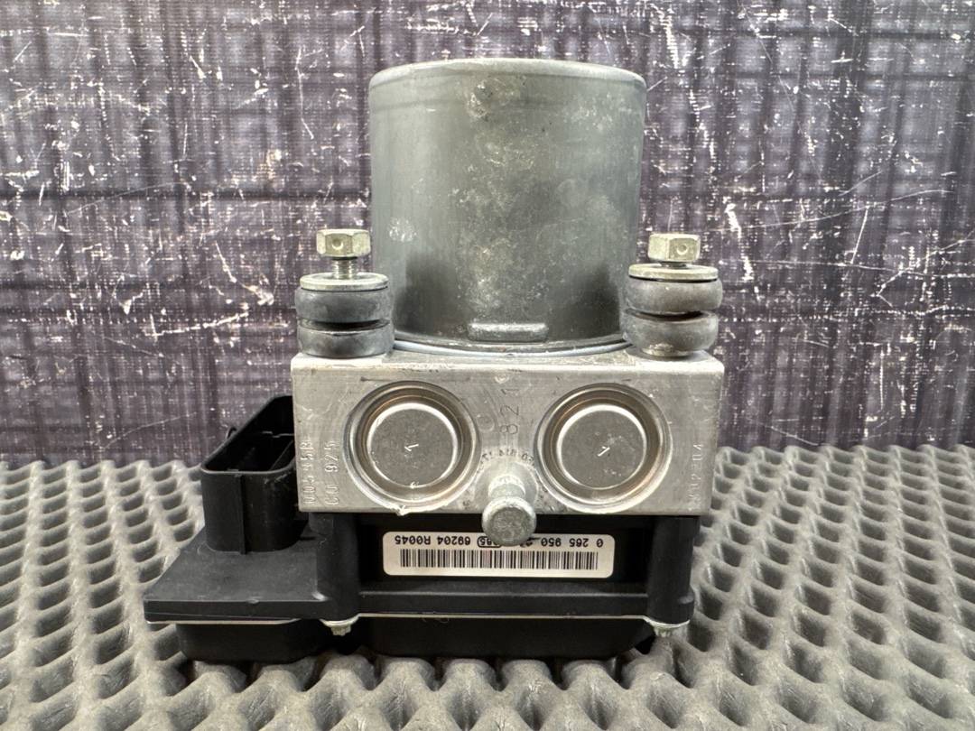 Блок ABS, 7040 рублей, Красноярск