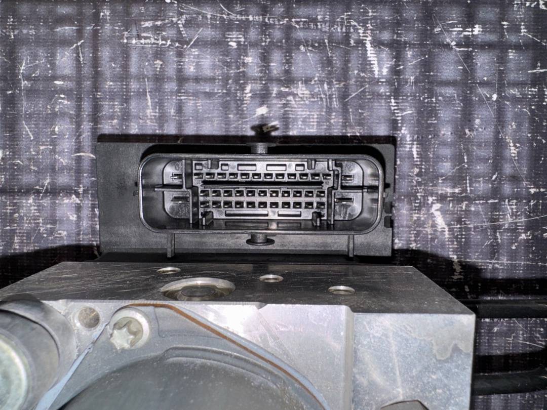 Блок ABS, 7040 рублей, Красноярск