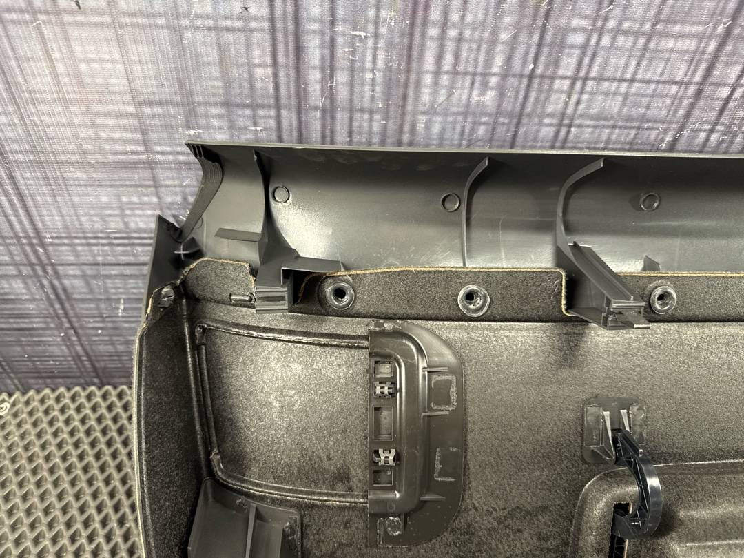 Обшивка крышки багажника, 2260 рублей, Красноярск