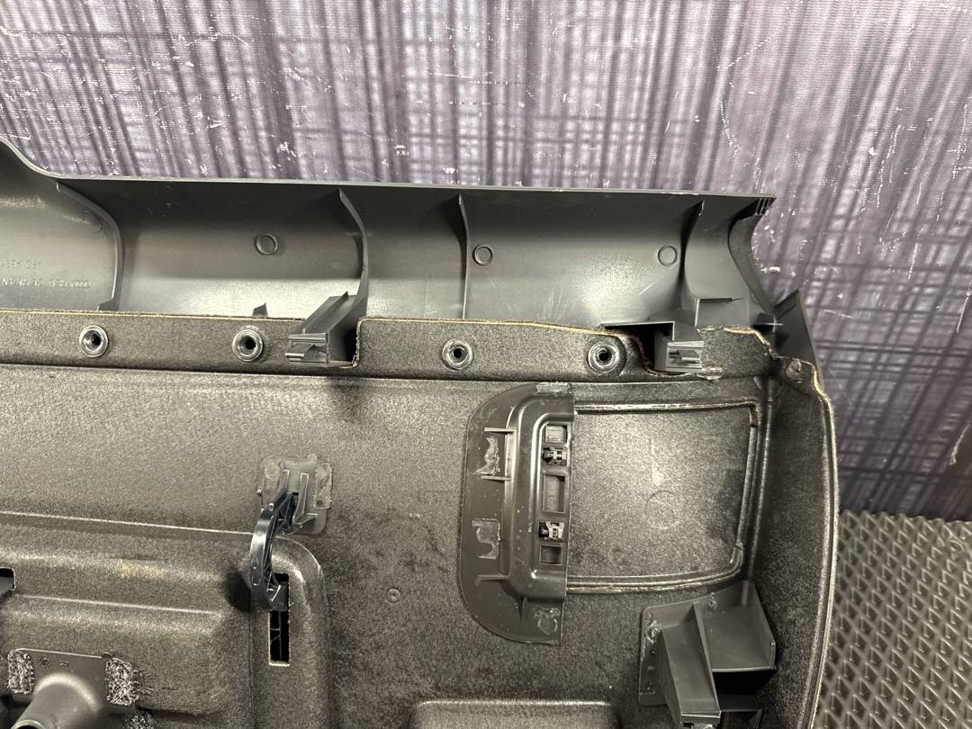 Обшивка крышки багажника, 2260 рублей, Красноярск