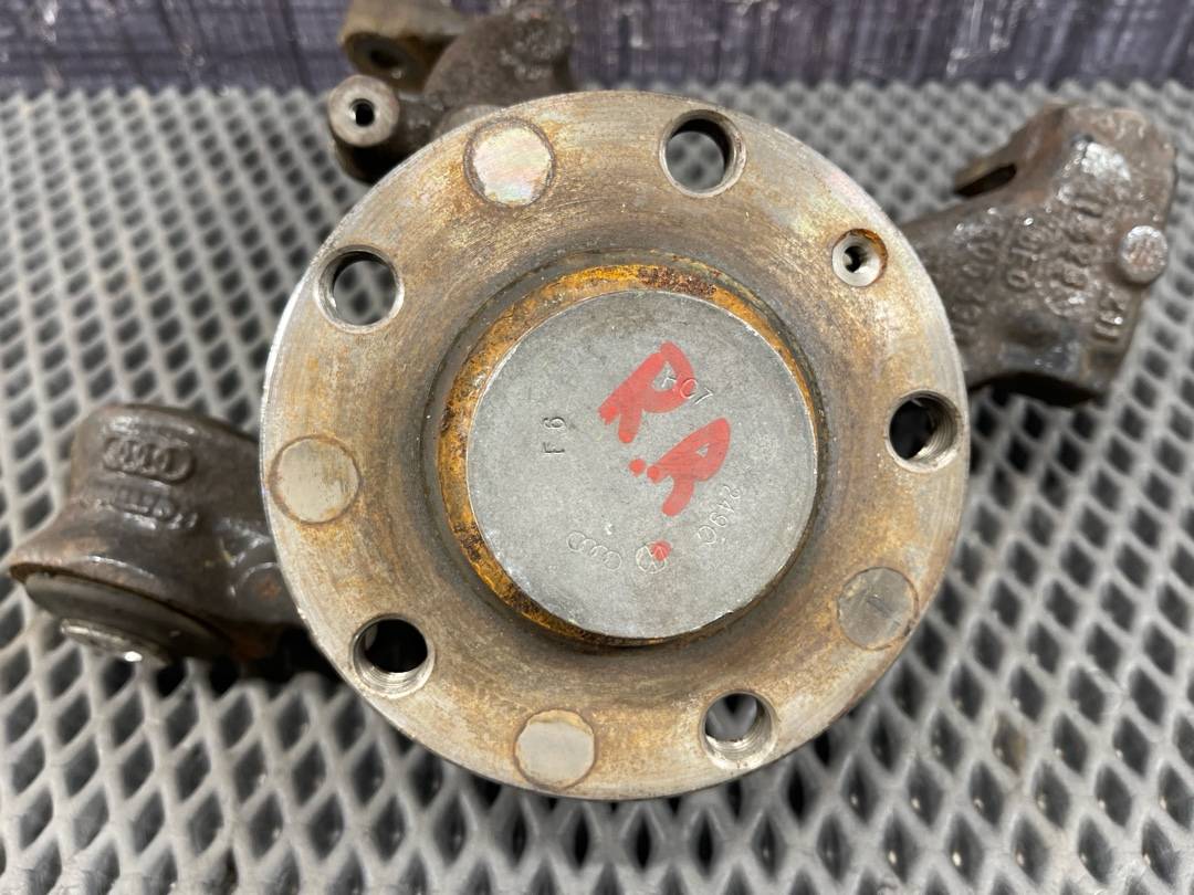 Поворотный кулак, 3820 рублей, Красноярск