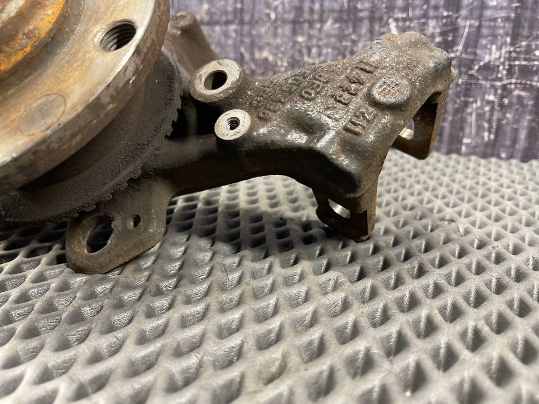 Поворотный кулак, 3820 рублей, Красноярск