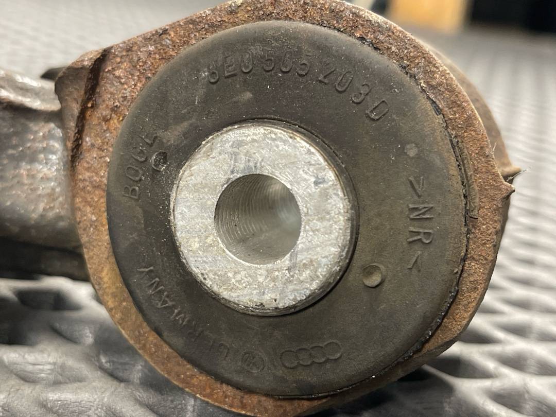 Поворотный кулак, 3820 рублей, Красноярск